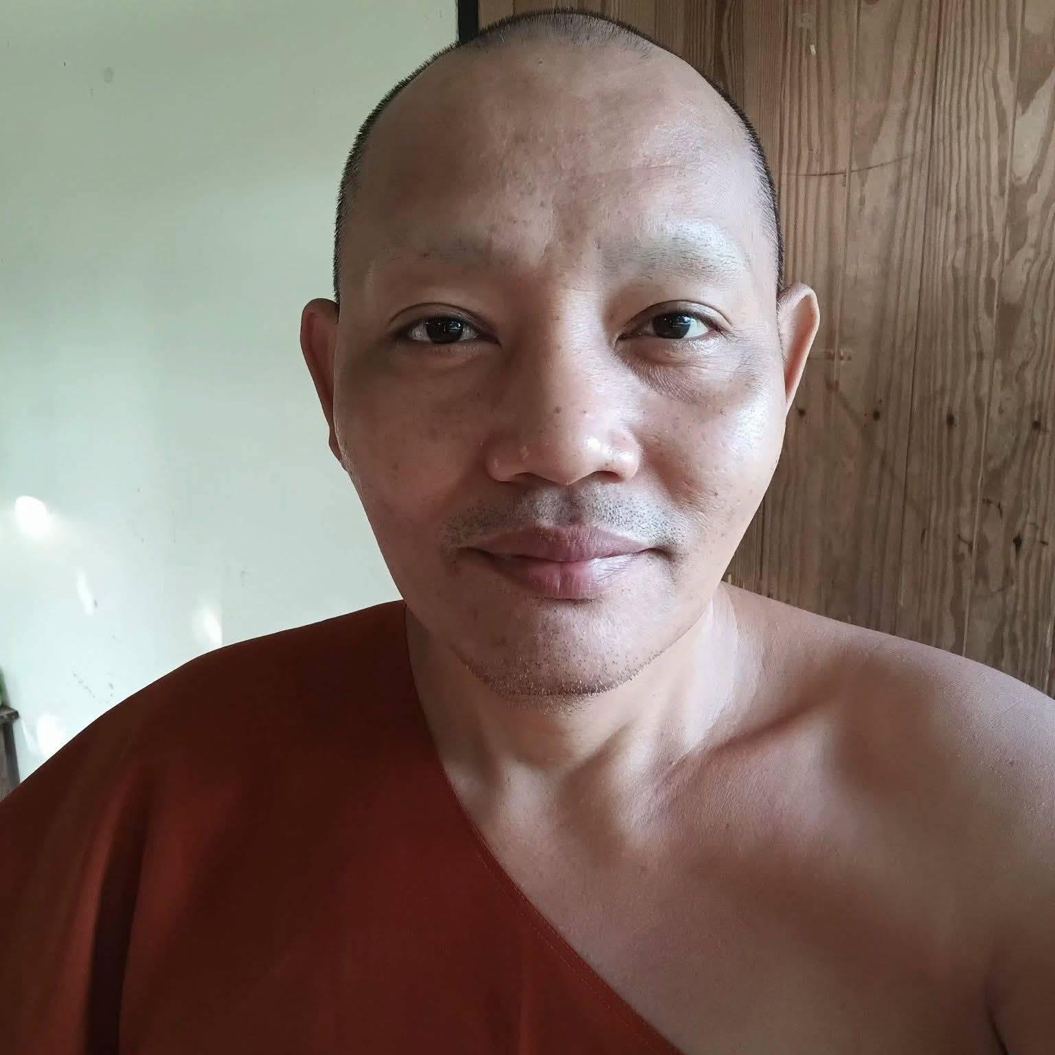 승려가 유명 가수에게 DM? 불교계 또 술렁